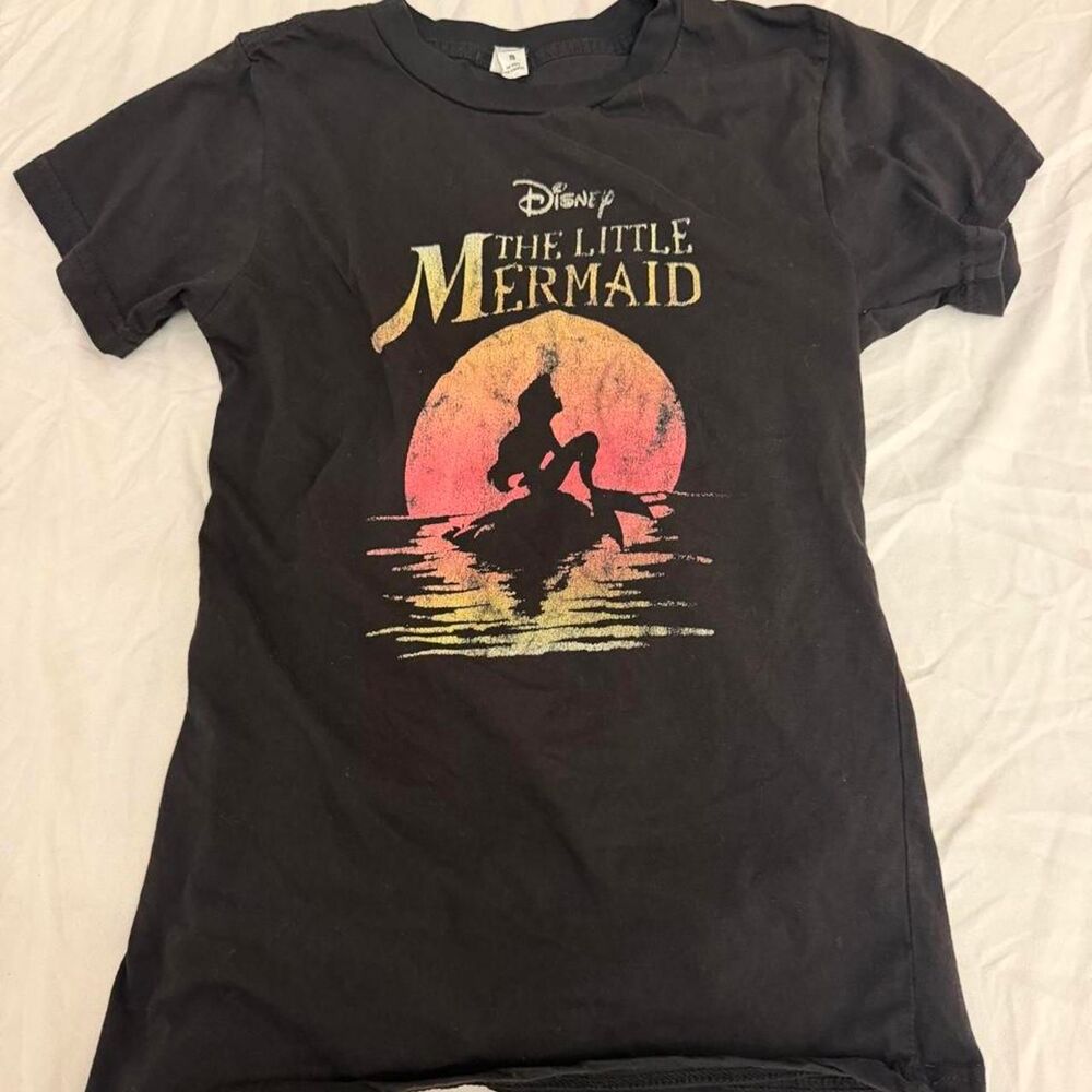 Disney Women's Black T-shirt